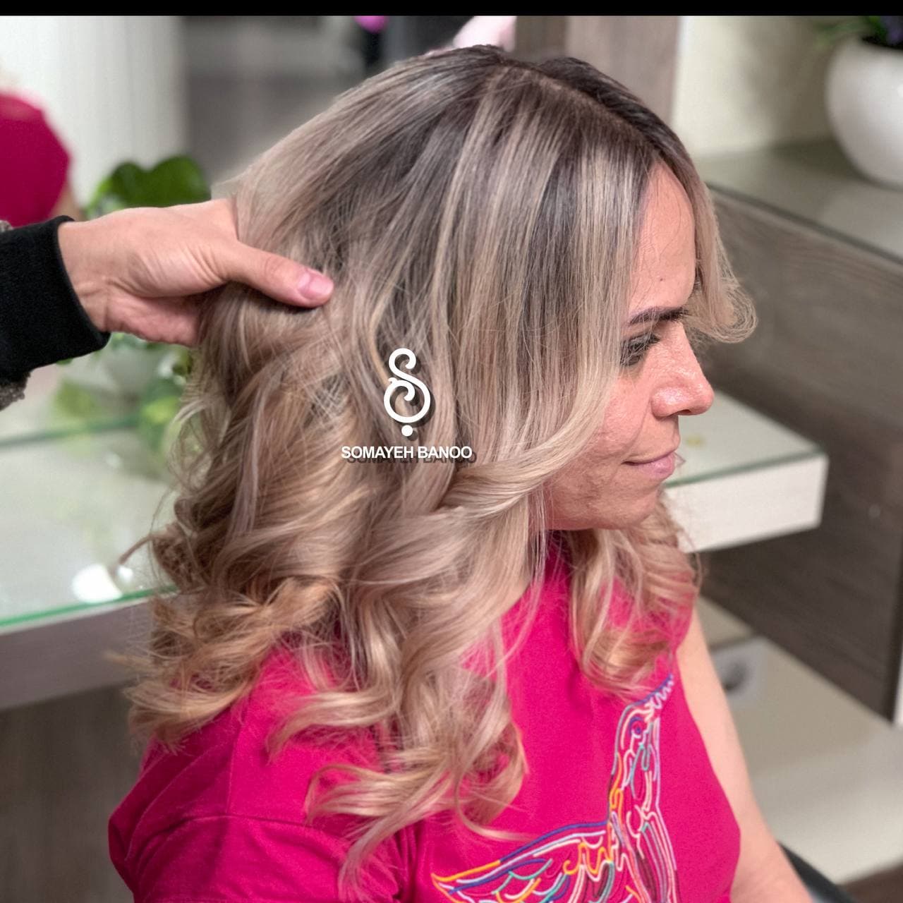 رنگ مش محمودیه